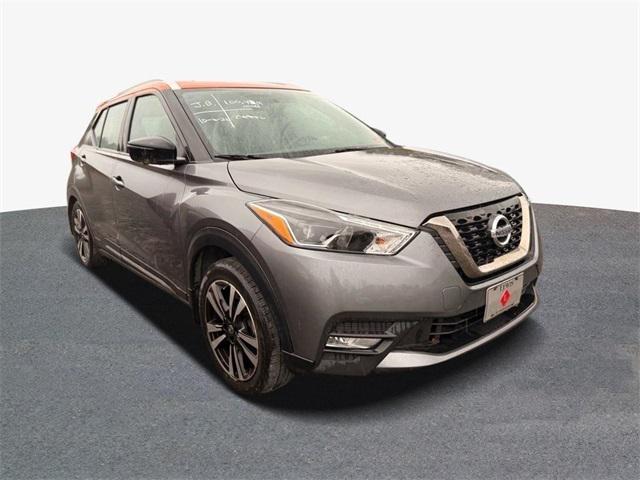 2019 Nissan Kicks SR