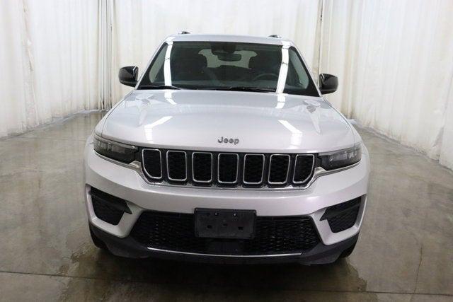 2024 Jeep Grand Cherokee Laredo 4x4