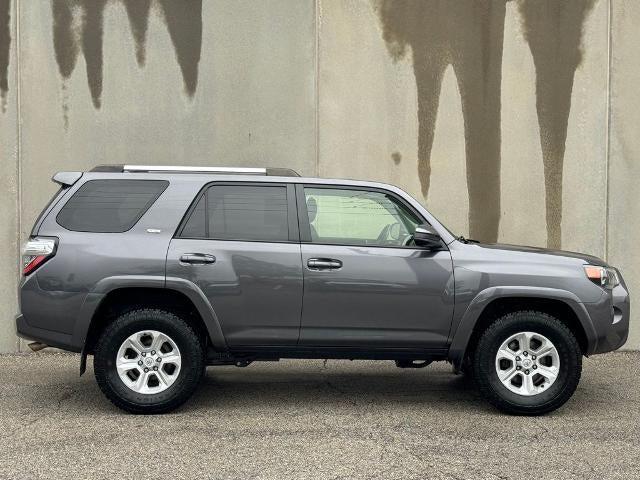 2022 Toyota 4Runner SR5 2022 Toyota 4Runner SR5