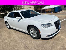 2023 Chrysler 300 Touring
