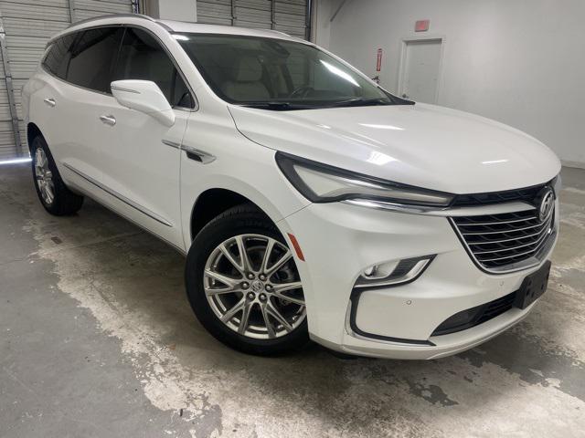 2024 Buick Enclave Essence 2024 Buick Enclave Essence