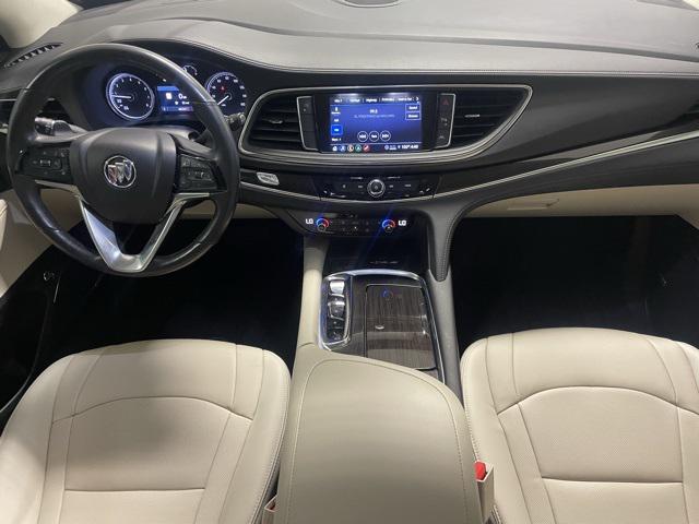 2024 Buick Enclave Essence 2024 Buick Enclave Essence