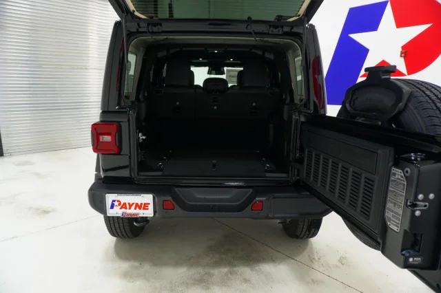 2026 Jeep Wrangler 4-Door Sahara 4x4