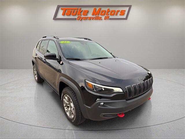 2022 Jeep Cherokee Trailhawk 4x4 2022 Jeep Cherokee Trailhawk 4x4