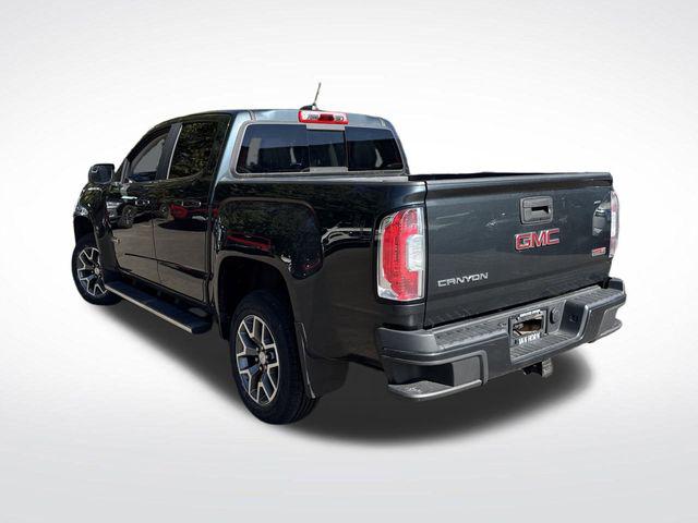 2017 GMC Canyon SLE 2017 GMC Canyon SLE