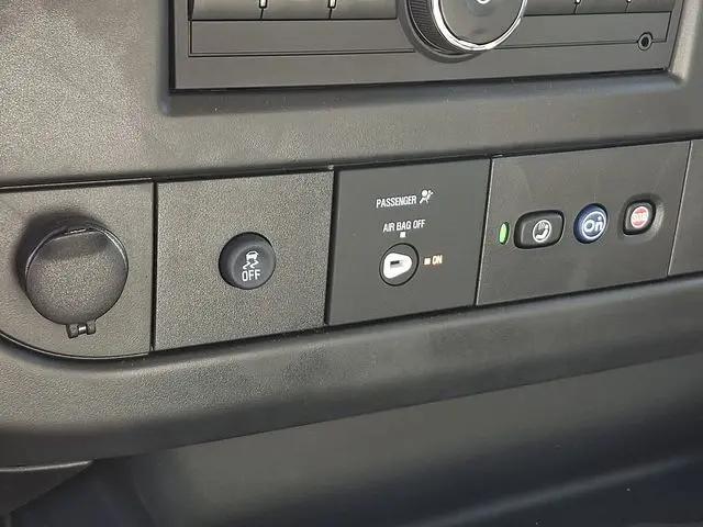 2025 GMC Savana Cutaway Work Van