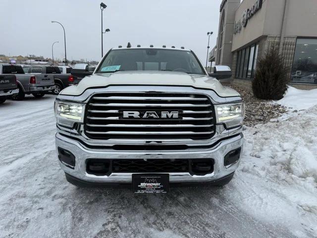 2022 RAM 3500 Limited Longhorn Crew Cab 4x4 8 Box