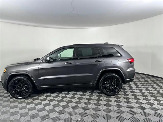 2021 Jeep Grand Cherokee Laredo X 4x4