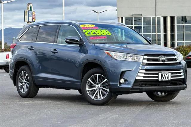 2017 Toyota Highlander XLE 2017 Toyota Highlander XLE
