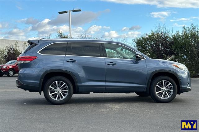 2017 Toyota Highlander XLE 2017 Toyota Highlander XLE