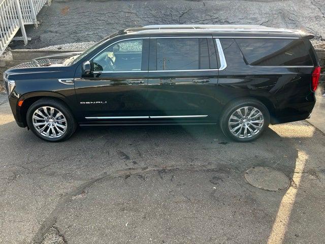 2023 GMC Yukon XL 4WD Denali 2023 GMC Yukon XL 4WD Denali
