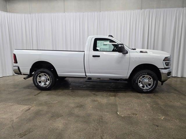 2026 RAM Ram 3500 RAM 3500 TRADESMAN REGULAR CAB 4X4 8 BOX