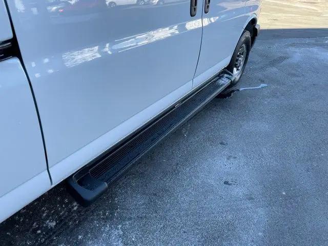 2025 Chevrolet Express Cargo Van RWD 3500 Extended Wheelbase WT