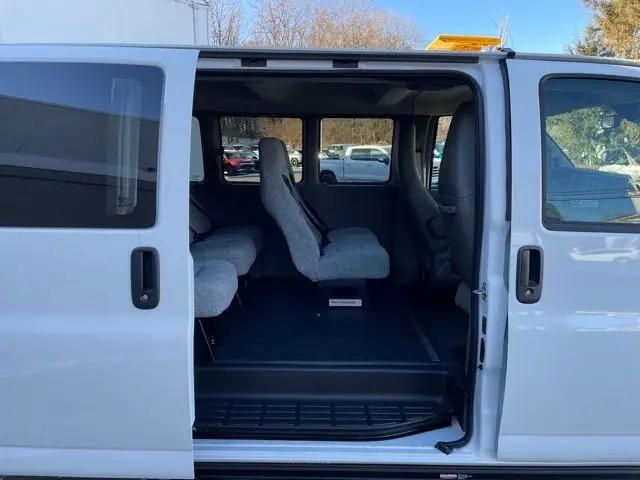 2025 Chevrolet Express Cargo Van RWD 3500 Extended Wheelbase WT