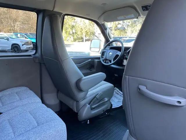 2025 Chevrolet Express Cargo Van RWD 3500 Extended Wheelbase WT