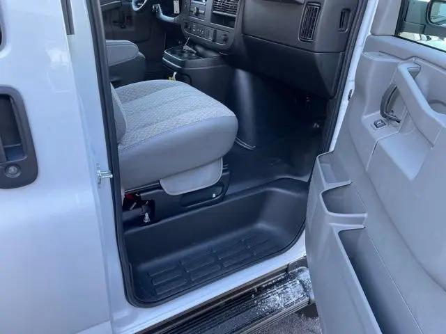 2025 Chevrolet Express Cargo Van RWD 3500 Extended Wheelbase WT