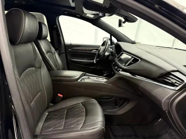 2023 Buick Enclave Avenir AWD