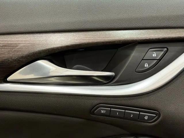 2023 Buick Enclave Avenir AWD