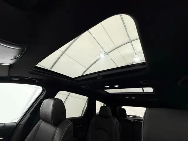 2023 Buick Enclave Avenir AWD