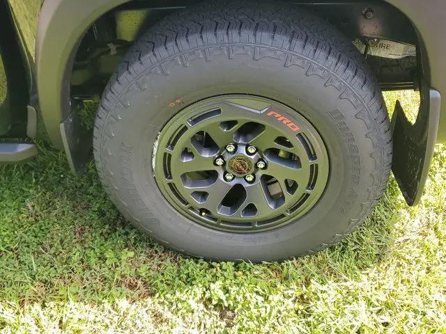 2026 Nissan Frontier Crew Cab PRO-4X 4x4