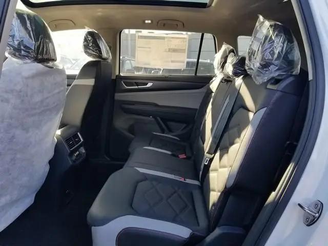 2026 Volkswagen Atlas Peak Edition