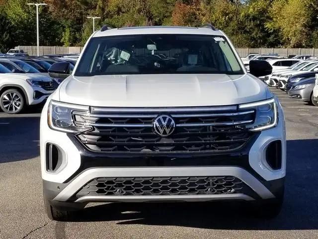 2026 Volkswagen Atlas Peak Edition