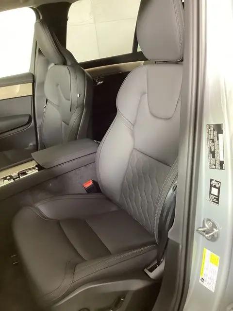 2026 Volvo XC90 Plus, B6 AWD Gas (mild hybrid), Gasoline, Bright, 7 Seats