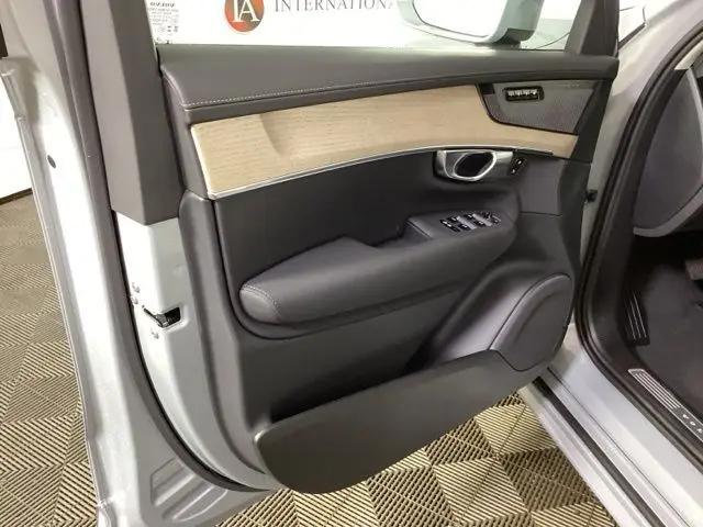 2026 Volvo XC90 Plus, B6 AWD Gas (mild hybrid), Gasoline, Bright, 7 Seats