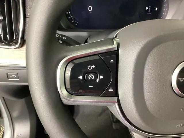 2026 Volvo XC90 Plus, B6 AWD Gas (mild hybrid), Gasoline, Bright, 7 Seats
