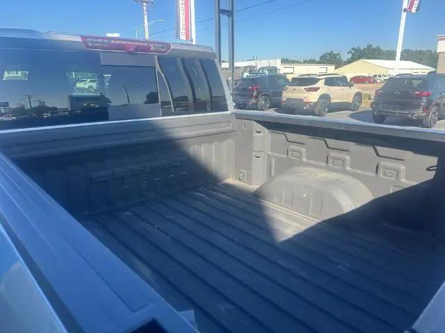 2022 GMC Sierra 1500 4WD Crew Cab Short Box Denali