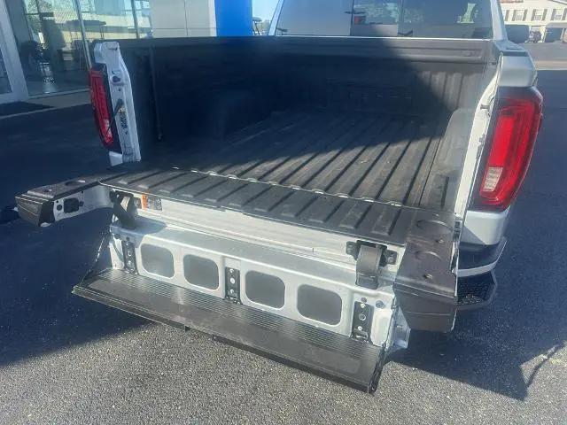2022 GMC Sierra 1500 4WD Crew Cab Short Box Denali