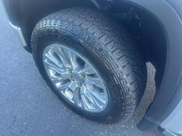 2022 GMC Sierra 1500 4WD Crew Cab Short Box Denali