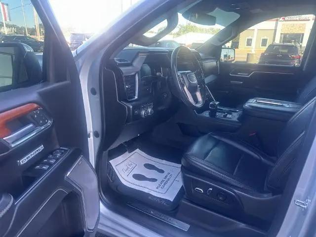2022 GMC Sierra 1500 4WD Crew Cab Short Box Denali