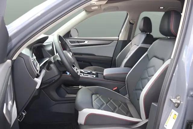 2026 Volkswagen Atlas Peak Edition
