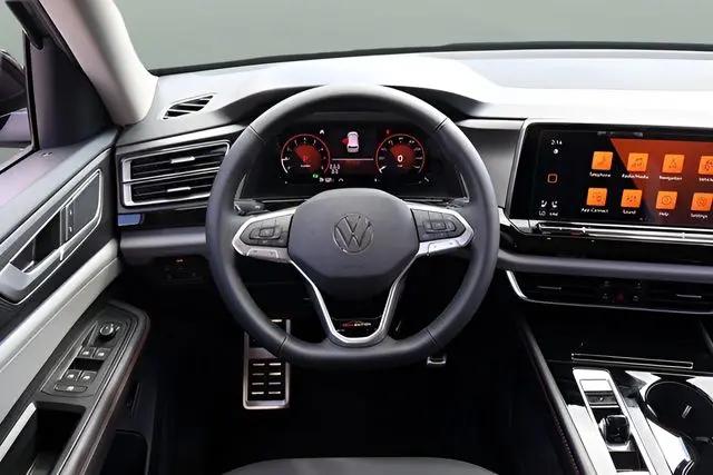 2026 Volkswagen Atlas Peak Edition