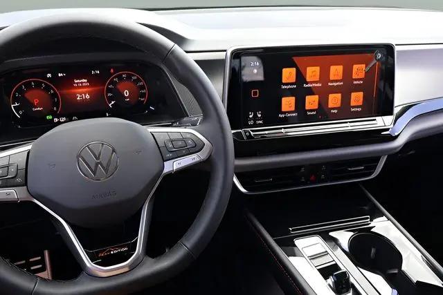 2026 Volkswagen Atlas Peak Edition