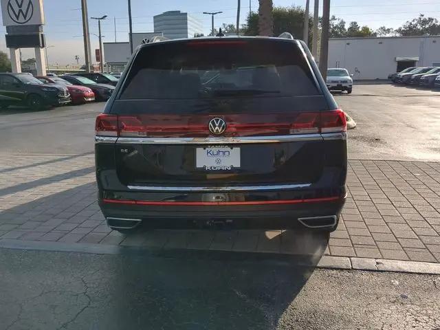 2026 Volkswagen Atlas SE with Technology
