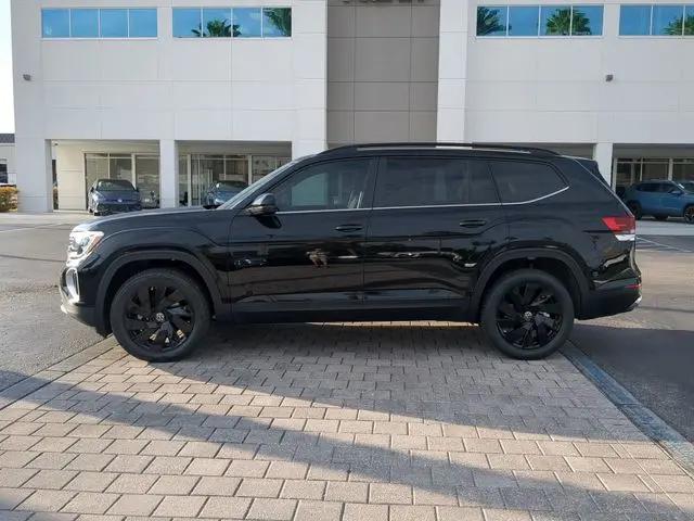 2026 Volkswagen Atlas SE with Technology