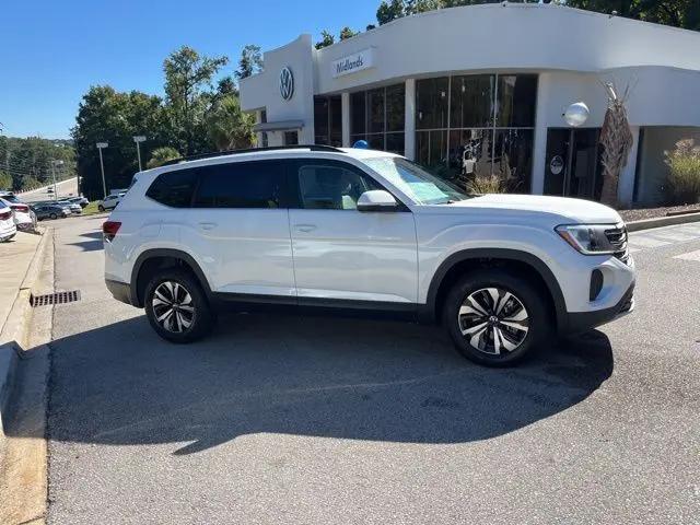 2026 Volkswagen Atlas SE