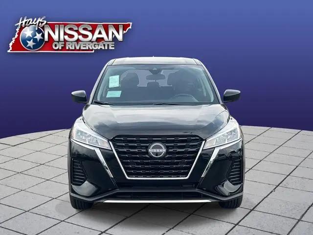 2025 Nissan Kicks S