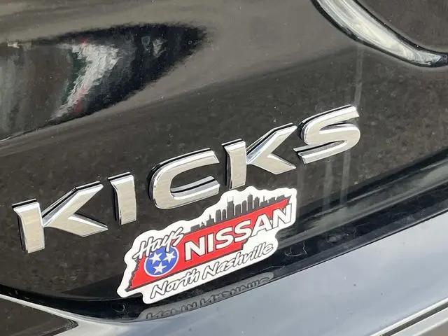 2025 Nissan Kicks S