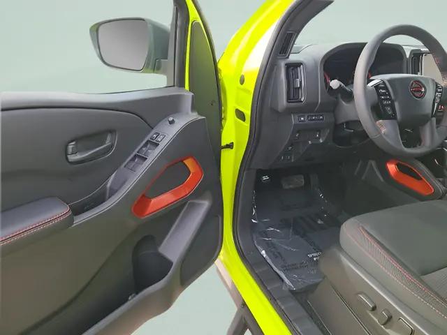 2026 Nissan Frontier Crew Cab PRO-4X 4x4