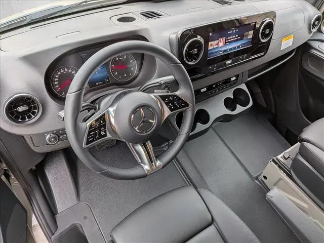 2026 Mercedes-Benz Sprinter 2500 Standard Roof 4-Cyl Diesel HO