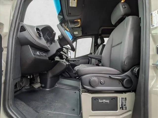 2026 Mercedes-Benz Sprinter 2500 Standard Roof 4-Cyl Diesel HO