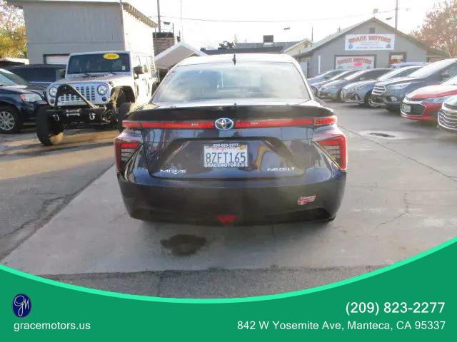 2018 Toyota Mirai Base