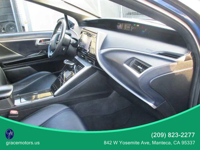 2018 Toyota Mirai Base