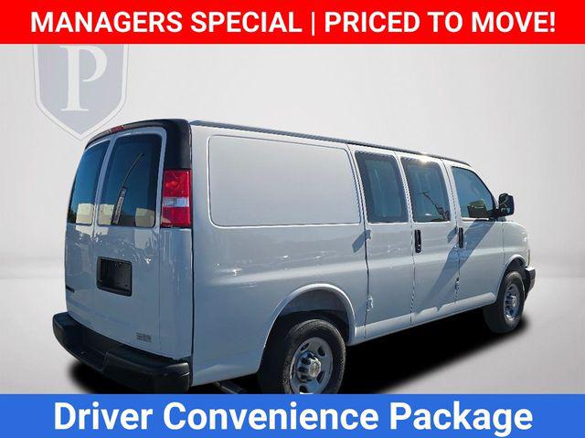 2025 Chevrolet Express Cargo Van RWD 2500 Regular Wheelbase WT