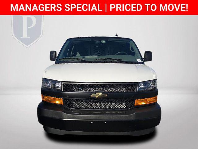2025 Chevrolet Express Cargo Van RWD 2500 Regular Wheelbase WT