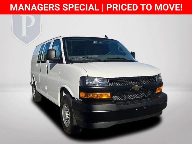 2025 Chevrolet Express Cargo Van RWD 2500 Regular Wheelbase WT