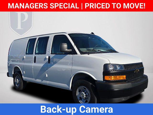 2025 Chevrolet Express Cargo Van RWD 2500 Regular Wheelbase WT
